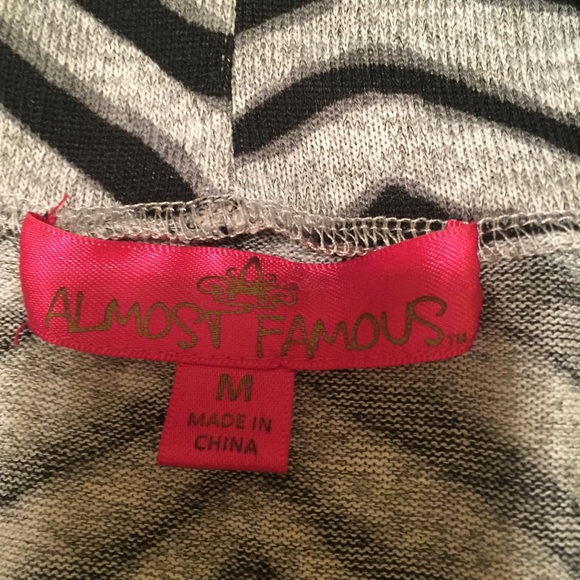 Leopard print sweater with belt - Picture 3 of 3